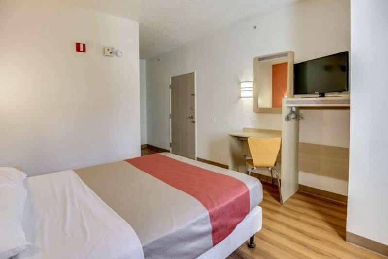 Motel 6 Houston, Tx Exterior photo