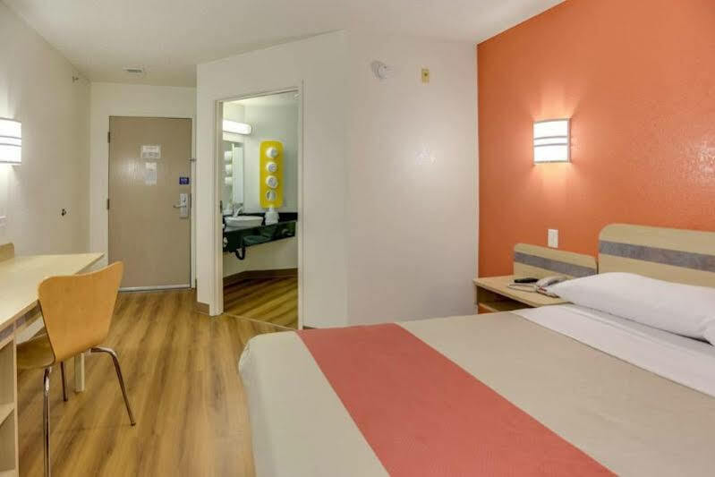 Motel 6 Houston, Tx Exterior photo